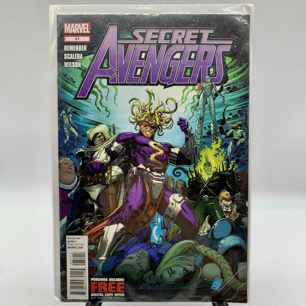 Secret Avengers #31 Marvel Comics 2012 Begged And Boarded